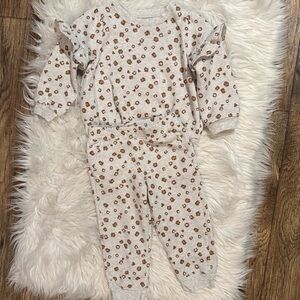 Child of Mine‎ Carter’s Toddler 2T Leopard Fleece Ruffle Sweatshirt & Jogger Set